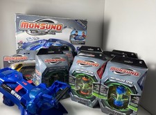 Monsuno bundle strike launcher arena multi launcher spin toys