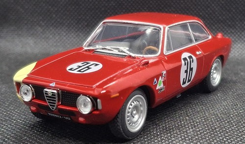 Alfa romeo giulia sprint - alfa, gta