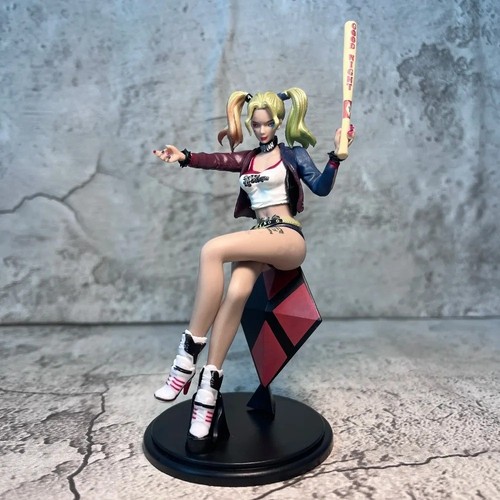 Harley quinn action figure - quinn,
