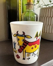 Bicchiere vetro latte bianco