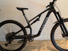 mtb canyon neuron 6 xl 2022 alluminio. Matt black forcella rock shock yari 35.