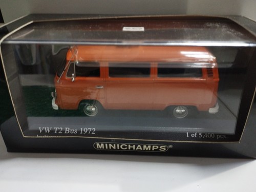 Minichamps bus 1972 - t2,