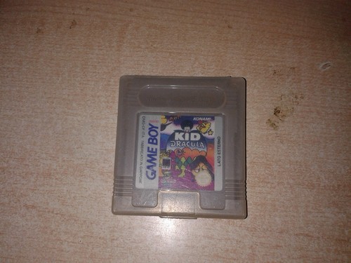 Kid dracula gameboy - dracula,