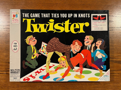 Vintage 1966 twister family - 1966,