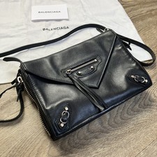 Borsa Balenciaga Paper Triple Xs in pelle nera - tracolla piccola tracolla 