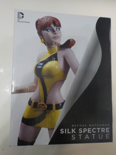 Silk spectre statue - spectre, watchmen