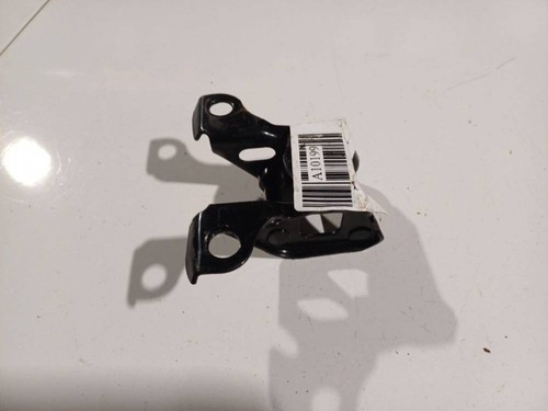 2008 door hinge rear - 5,