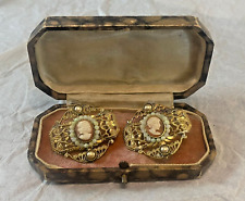 Bellissimi orecchini in filigrana dorata con Cammei, microperle e agate