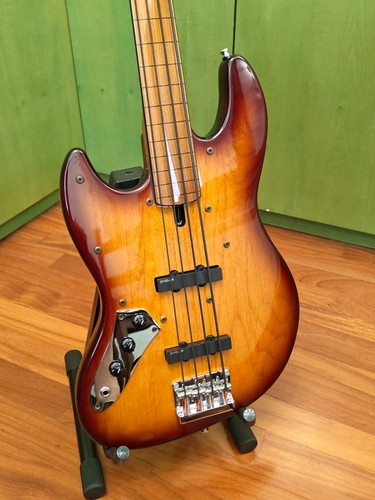 Sire marcus miller alder - sire,