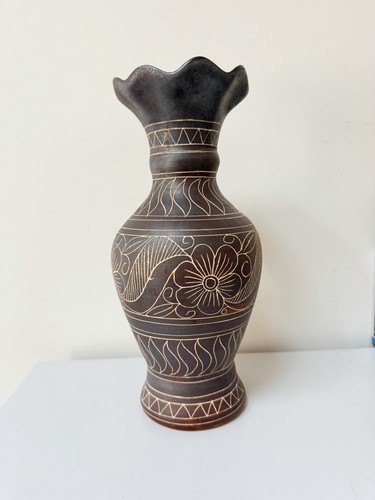 Vintage hand carved - vintage, pottery