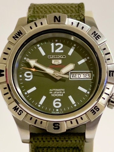 Seiko sports srp145k1 - seiko,