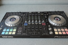 Pioneer DDJ-SZ Serato DJ