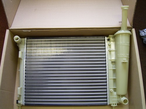 Radiatore ford 2 nuovo - ford, ka