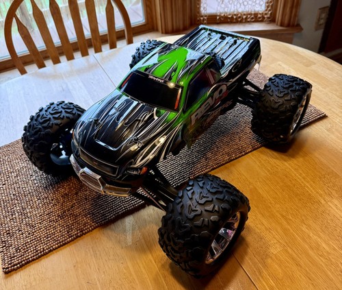 Traxxas revo 4wd rtr nitro - traxxas,