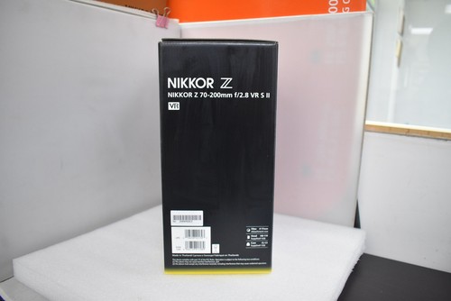 Nuovo nikon 200 f - nuovo, f/2.8
