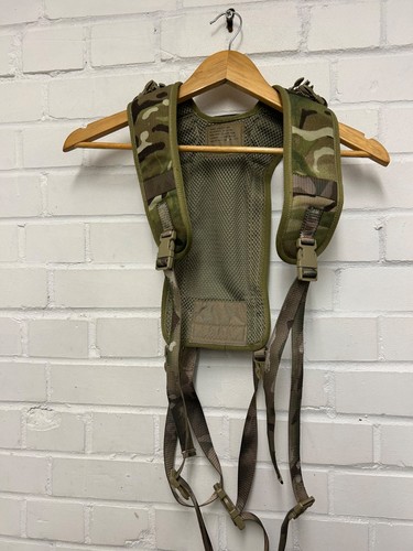 Side pouch yoke - side, complete