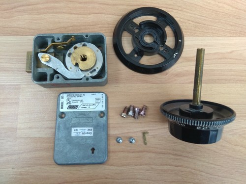 Serratura a combinazione - #77,