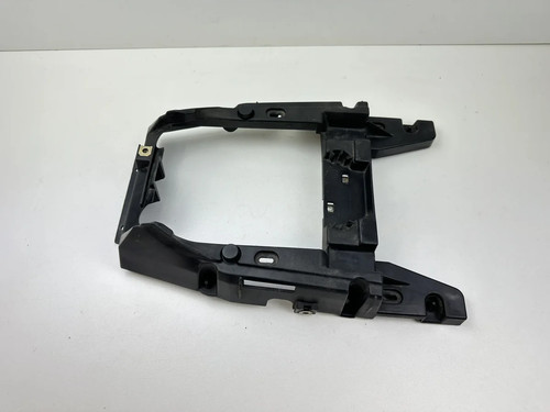 Plastique boucle arriere bmw - arriere, r