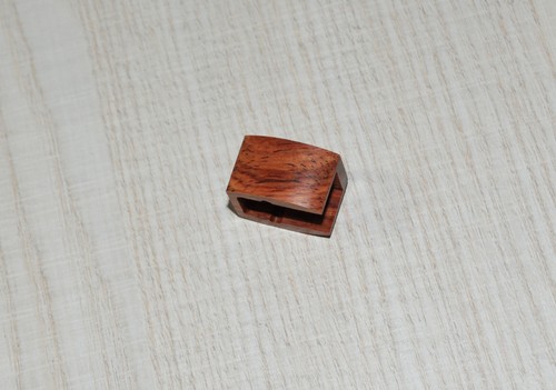 Exclusive wooden corpo per - wooden,