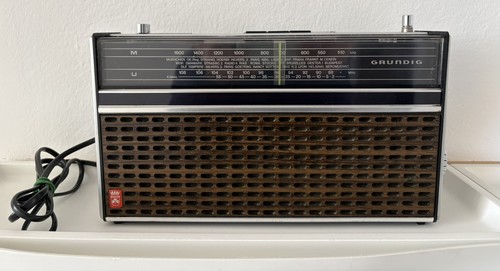 Radio vintage portatile - radio,