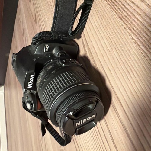 Nikon d40 - nikon,