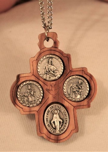 Collana croce cristiana - , tono