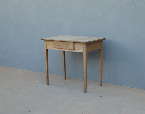 Tavolino scrittoio rustico con