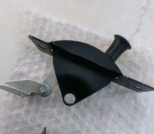 Meccanismo leva comando sfiato