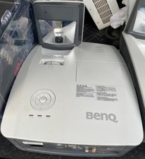 BenQ MW853UST 1280x800 DLP, 3.200 lumen, contrasto 10.000:1, 11,0 libbre