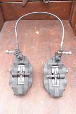 Coppia pinze anteriore freno per Triumph Speed Triple 955i 1997-2001