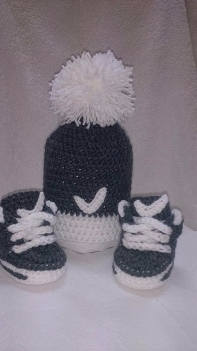 Scarpe mano all - a,