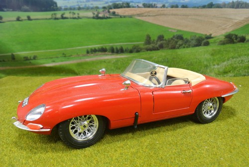 Bburago voiture jaguar - bburago,