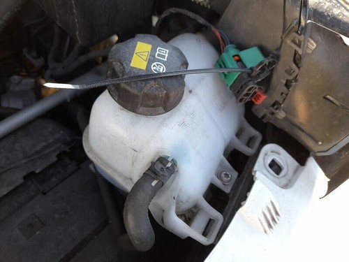 17137823626 radiator water