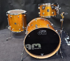 DW Performance Drumset Gold