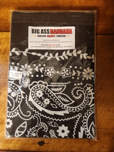 Bandana nera paisley big - nera, 42"