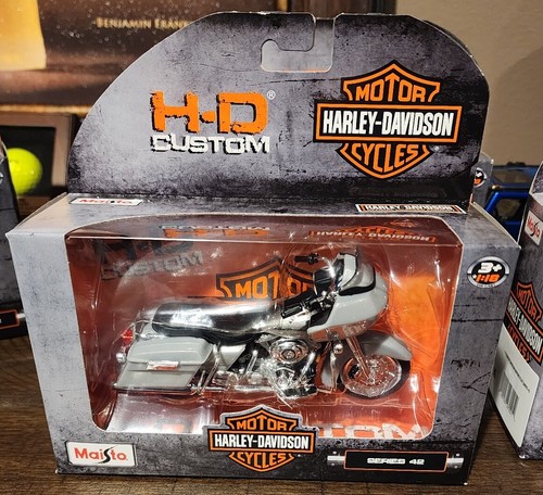 Maisto harley davidson 2002 - maisto,
