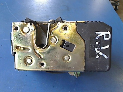 Serratura porta destra