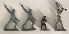 4 SOLDATINI, 3 di piombo 1 di ferro