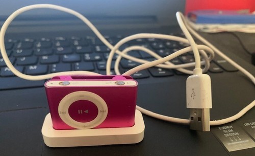 Apple ipod shuffle fucsia - ipod,