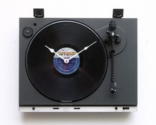 Orologio da parete giradischi riciclato, quarzo, tempo, upcycle, giradischi, LP, vinile