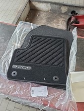 SET 4 TAPPETINI IN MOQUETTE NERO ORIGINALE PEUGEOT E-208 1656158480 