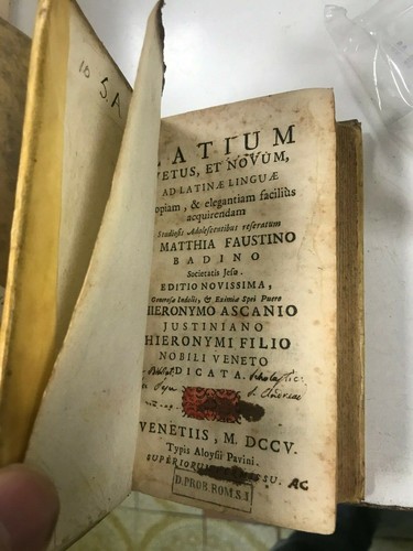 V22 latium vetus - vetus, et