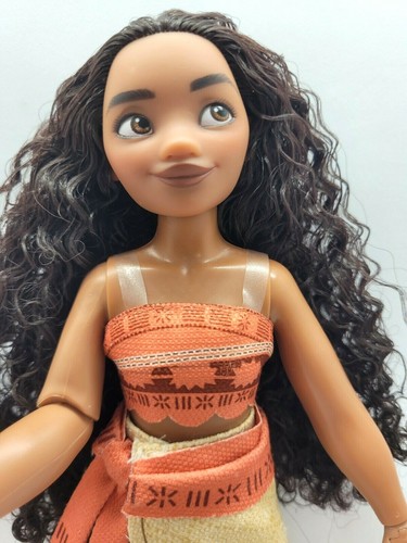 Disney store moana singing - store,