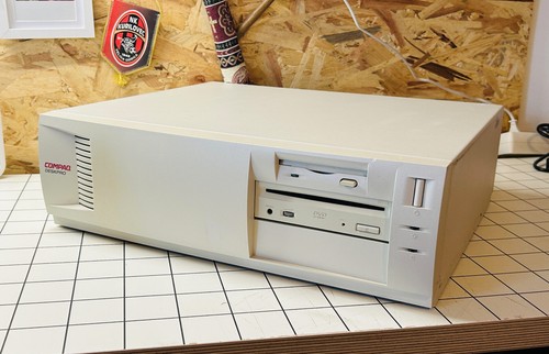 Computer desktop vintage