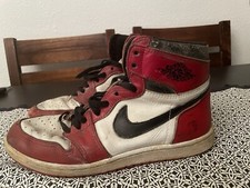 'Air Jordan 1 Chicago', Nike