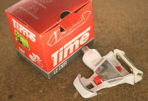 Vintage nos nuovo time - nos,