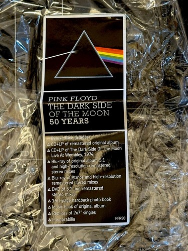 Dark side the moon - side, pink