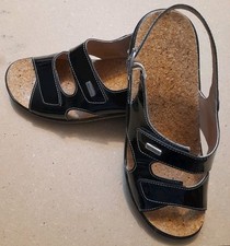 Sandali da donna con cinturino regolabile tacco 4 cm - NERO TG.40