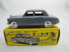 Norev 1:43 31201 Mercedes-Benz