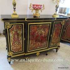 Impressionante credenza